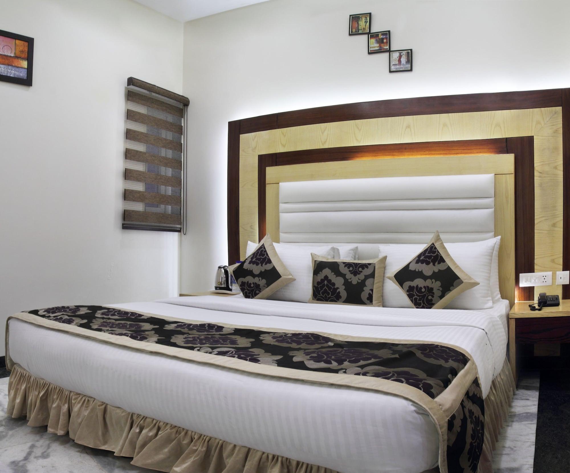 Hotel Hari Piorko New Delhi Exteriör bild
