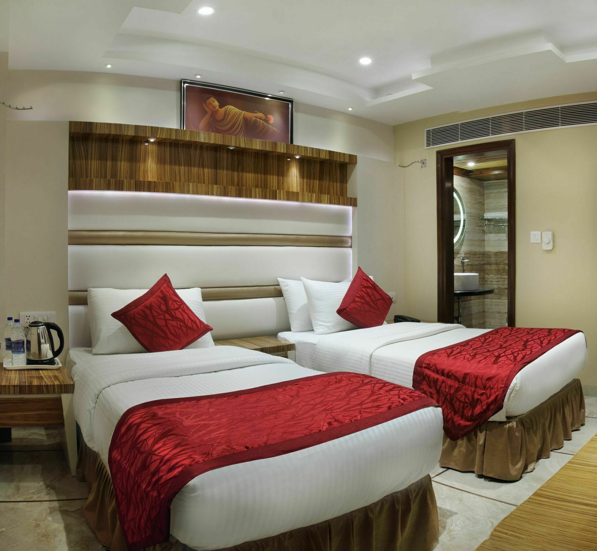 Hotel Hari Piorko New Delhi Exteriör bild